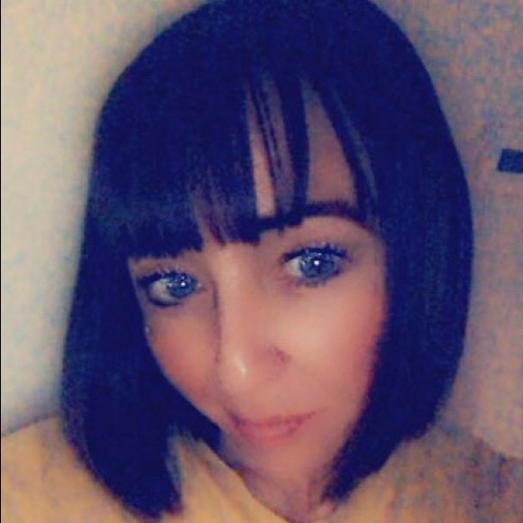 Meet your Posher, Amber - Picture 1 of 1